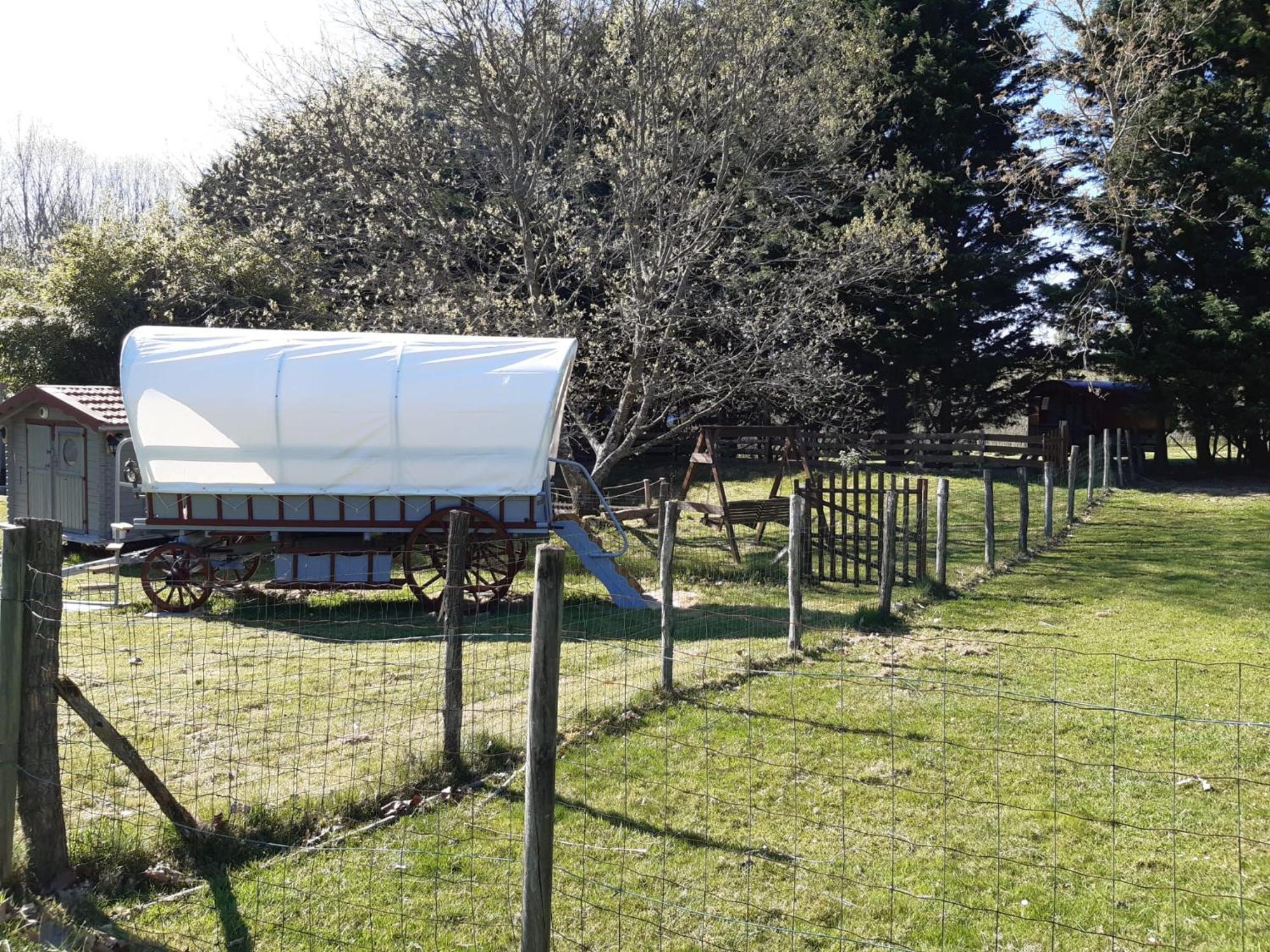 Tente Trappeur Ada, Au Jardin De La Vouivre Saint-Vincent-en-Bresse Dış mekan fotoğraf